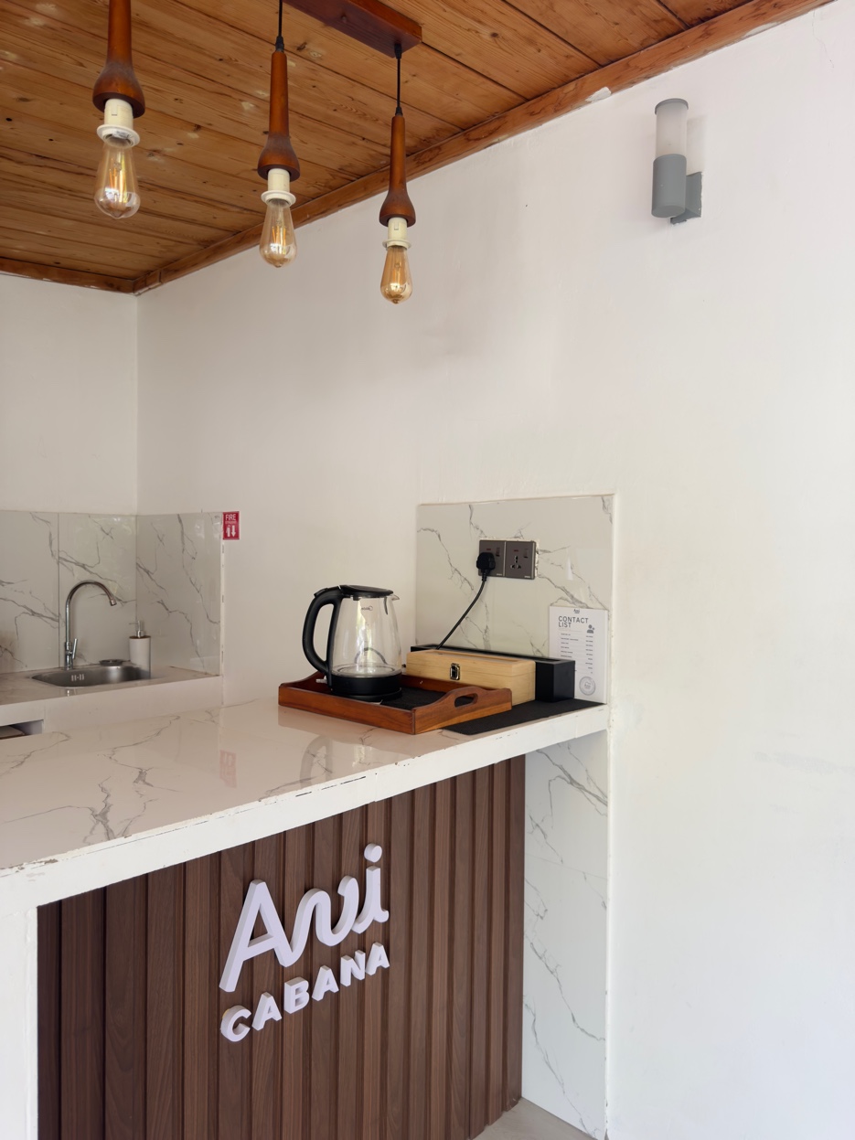 Avi Cabana kitchenette