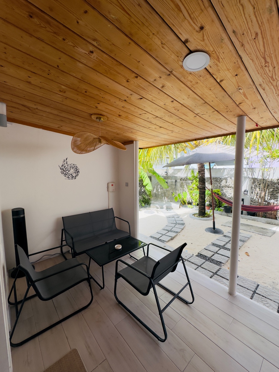 Avi Cabana garden and terrace